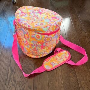 Amika Haircare Round Cylinder Bag